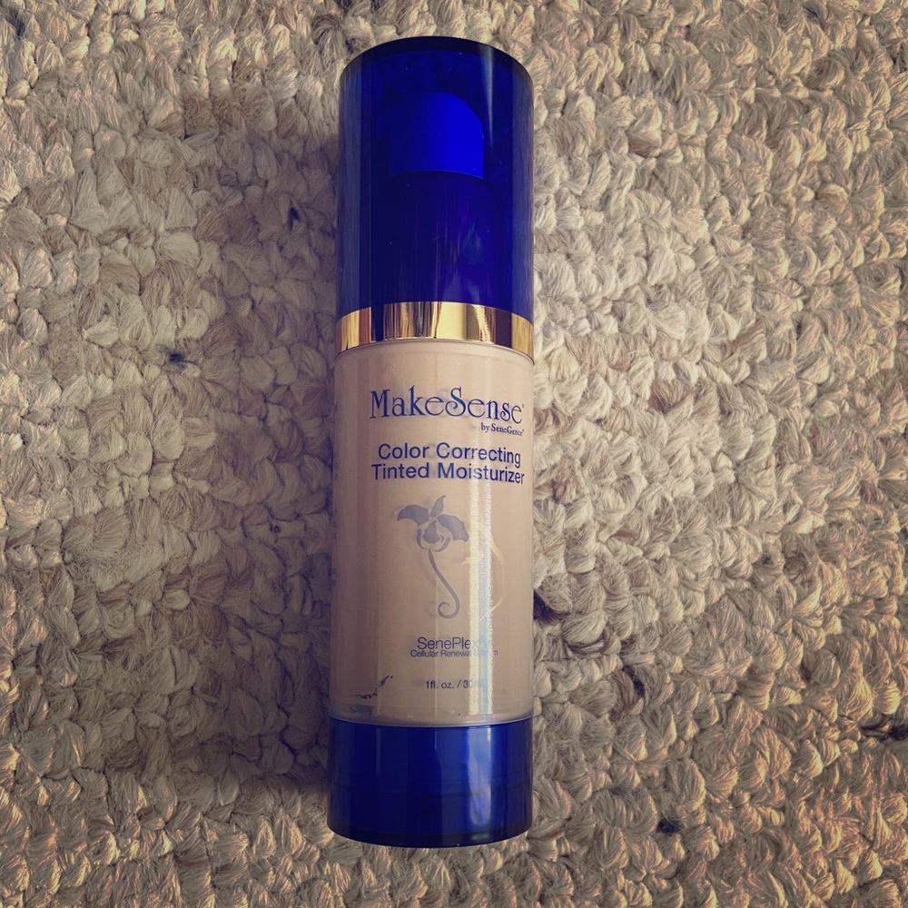 Senegence MakeSense tinted moisturizer light